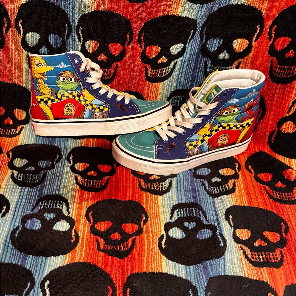 Colorful High-Top Vans Sneakers with Sesame Street Design - Picture 3 of 3
